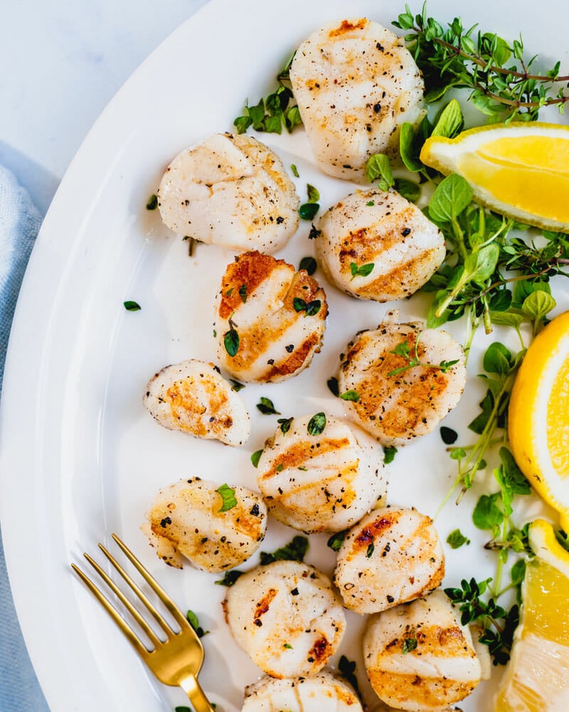 Grilled scallops